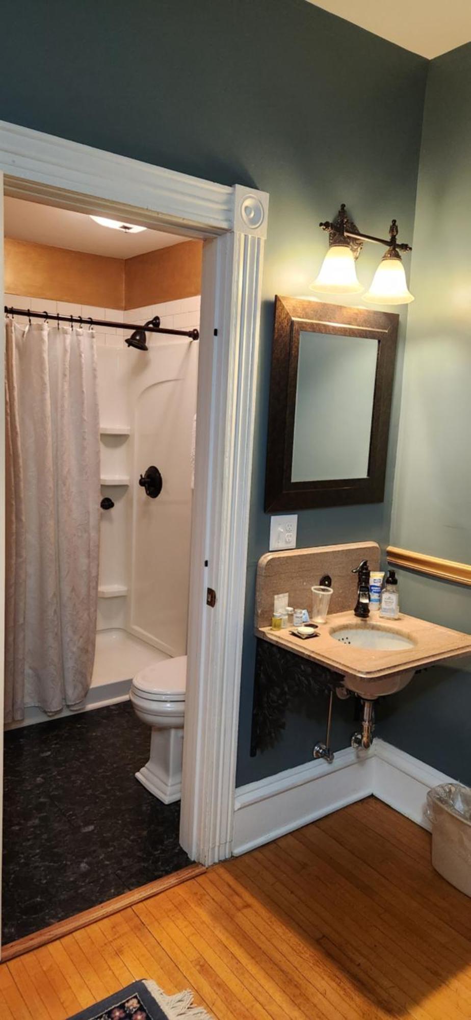 Oaklawn Inn Меномони Екстериор снимка